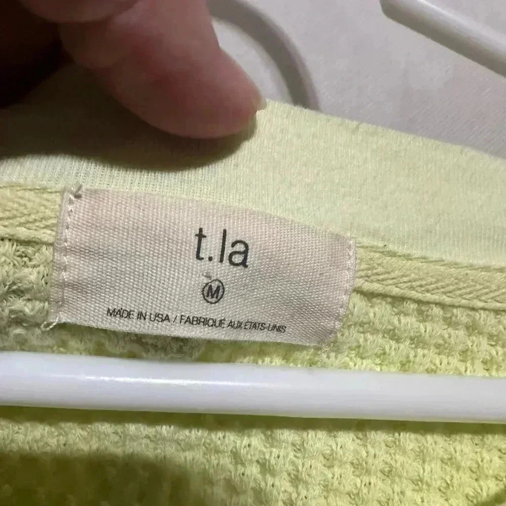 Anthropologie T.La Women’s Medium Waffle Knit Henley Thermal Shirt Yellow EUC! - Picture 3 of 4